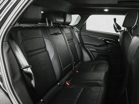 Used 2023 Land Rover Range Rover Evoque R-Dynamic SE image 20