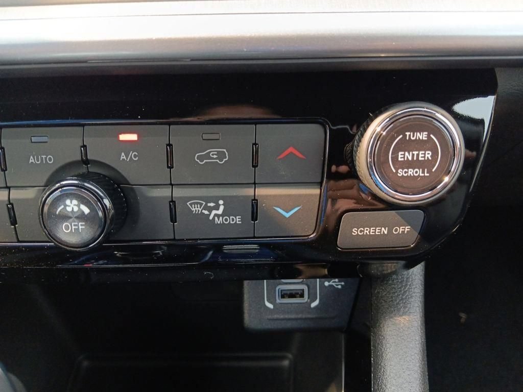 Used 2026 Jeep Compass Limited AWD/4WD image 30
