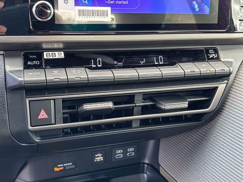 New 2026 Toyota Camry SE image 18