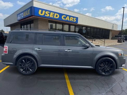 Used 2019 Ford Flex SEL w/ Equipment Group 202A AWD/4WD image 2