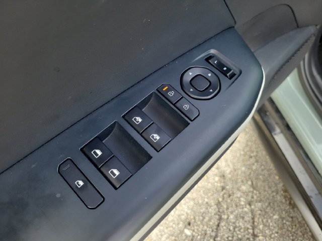 Used 2025 Kia K4 GT-Line FWD image 16