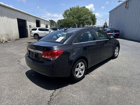 Used 2013 Chevrolet Cruze LT w/ Technology Package FWD image 5