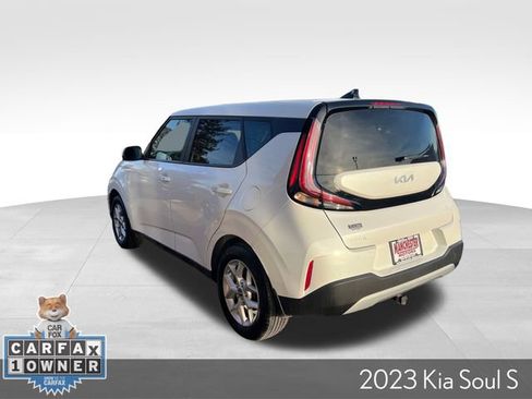 Used 2023 Kia Soul S image 8