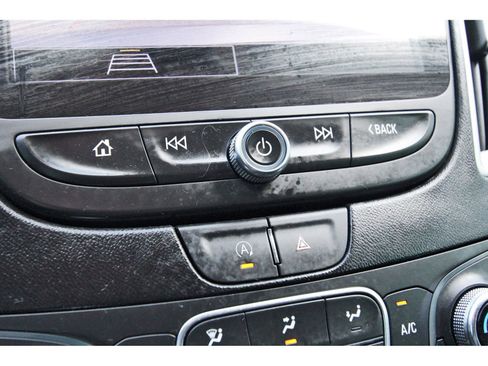 Used 2024 Chevrolet Malibu LT FWD image 27