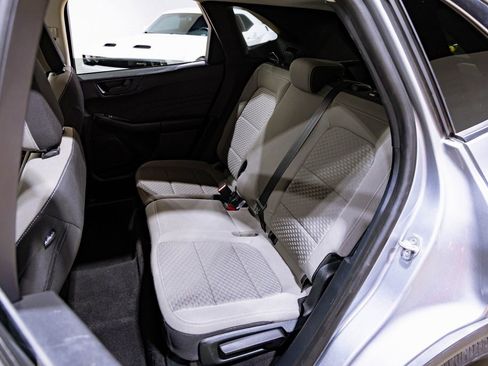 Used 2022 Ford Escape SE w/ Cold Weather Package image 34