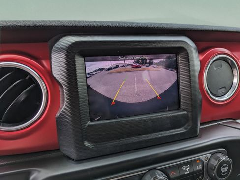 Used 2021 Jeep Wrangler Unlimited Rubicon w/ Safety Group image 32