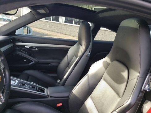Used 2016 Porsche 911 Turbo image 17
