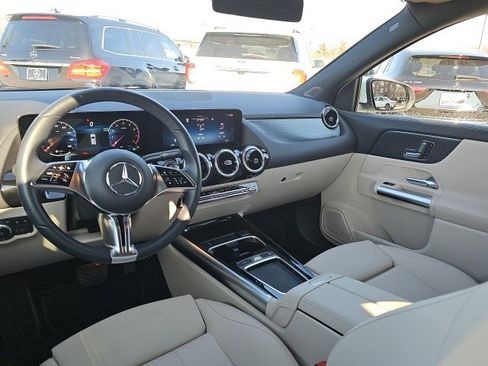 Certified 2025 Mercedes-Benz GLA 250 4MATIC image 12