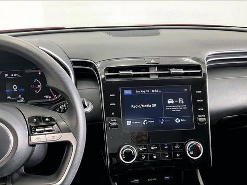 Certified 2022 Hyundai Tucson SEL AWD/4WD image 6