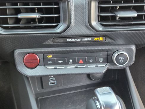 Used 2025 Ford Mustang Coupe RWD image 24