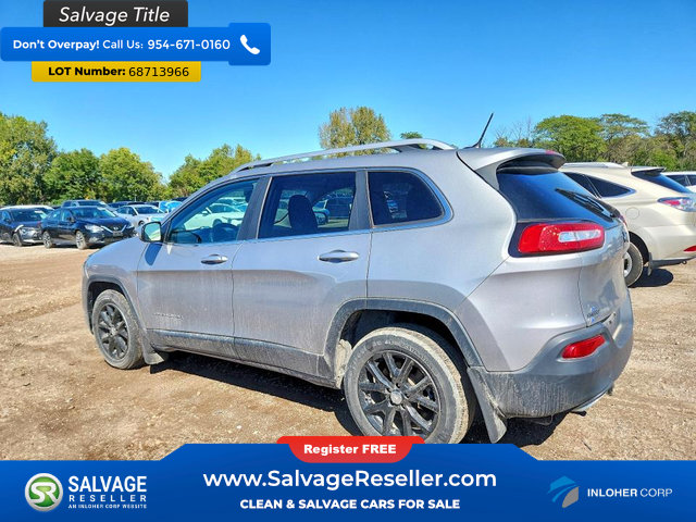 Used 2015 Jeep Cherokee Latitude w/ Cold Weather Group FWD image 3