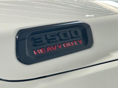 Used 2024 RAM 3500 Tradesman image 19