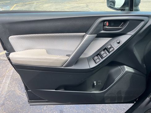 Used 2018 Subaru Forester 2.5i image 20