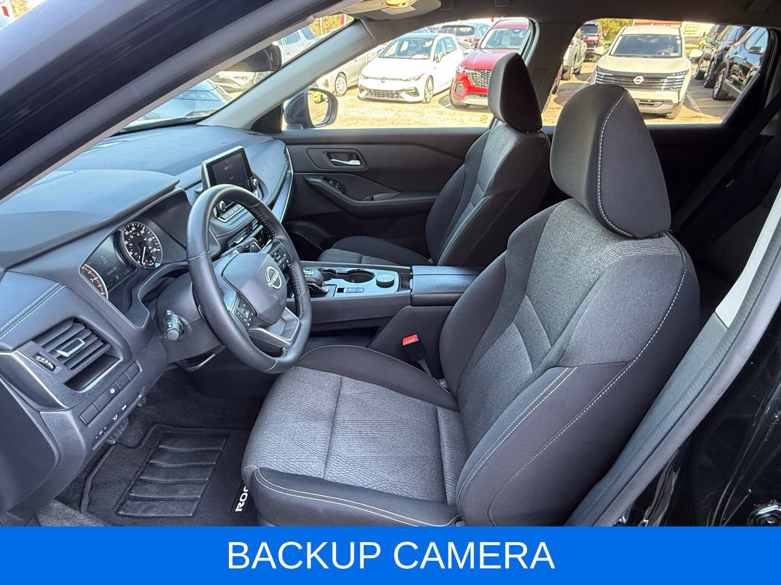 Used 2025 Nissan Rogue SV AWD/4WD image 17