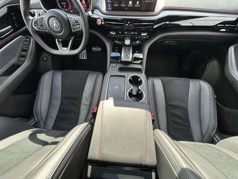 Used 2026 Acura MDX A-Spec image 13