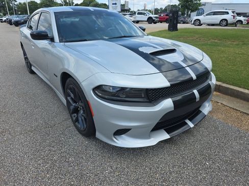 Used 2023 Dodge Charger R/T w/ Blacktop Package RWD image 10