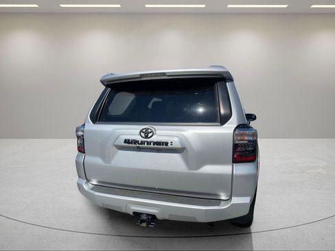 Used 2021 Toyota 4Runner SR5 Premium w/ Moonroof Package RWD image 13