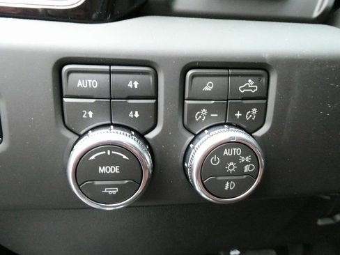 New 2026 GMC Sierra 3500 Denali Ultimate image 24