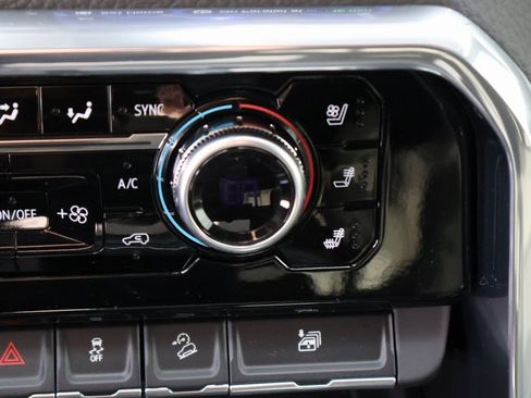 Certified 2024 GMC Sierra 1500 Denali image 34