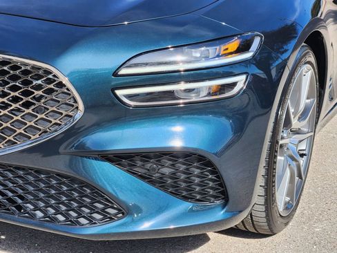 Used 2022 Genesis G70 2.0T w/ Prestige Package image 8