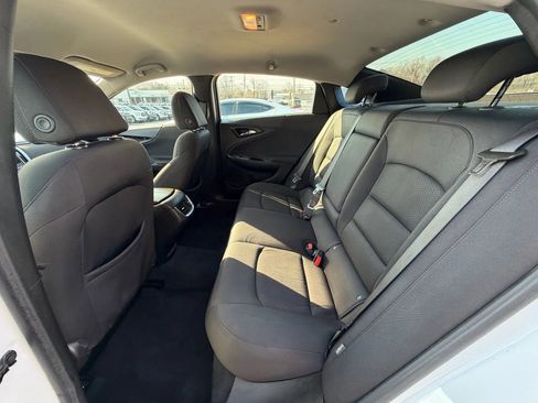 Used 2021 Chevrolet Malibu LT FWD image 11
