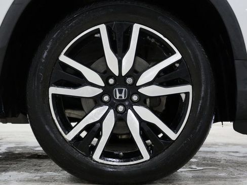 Used 2022 Honda Pilot Touring image 10