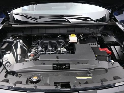 Used 2025 Nissan Pathfinder SV FWD image 26