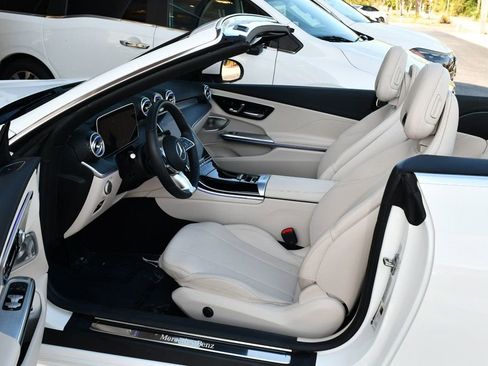 Used 2024 Mercedes-Benz CLE 300 4MATIC Cabriolet w/ Driver Assistance Package image 51