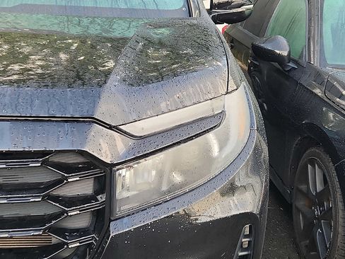 Used 2023 Honda Passport Elite image 3
