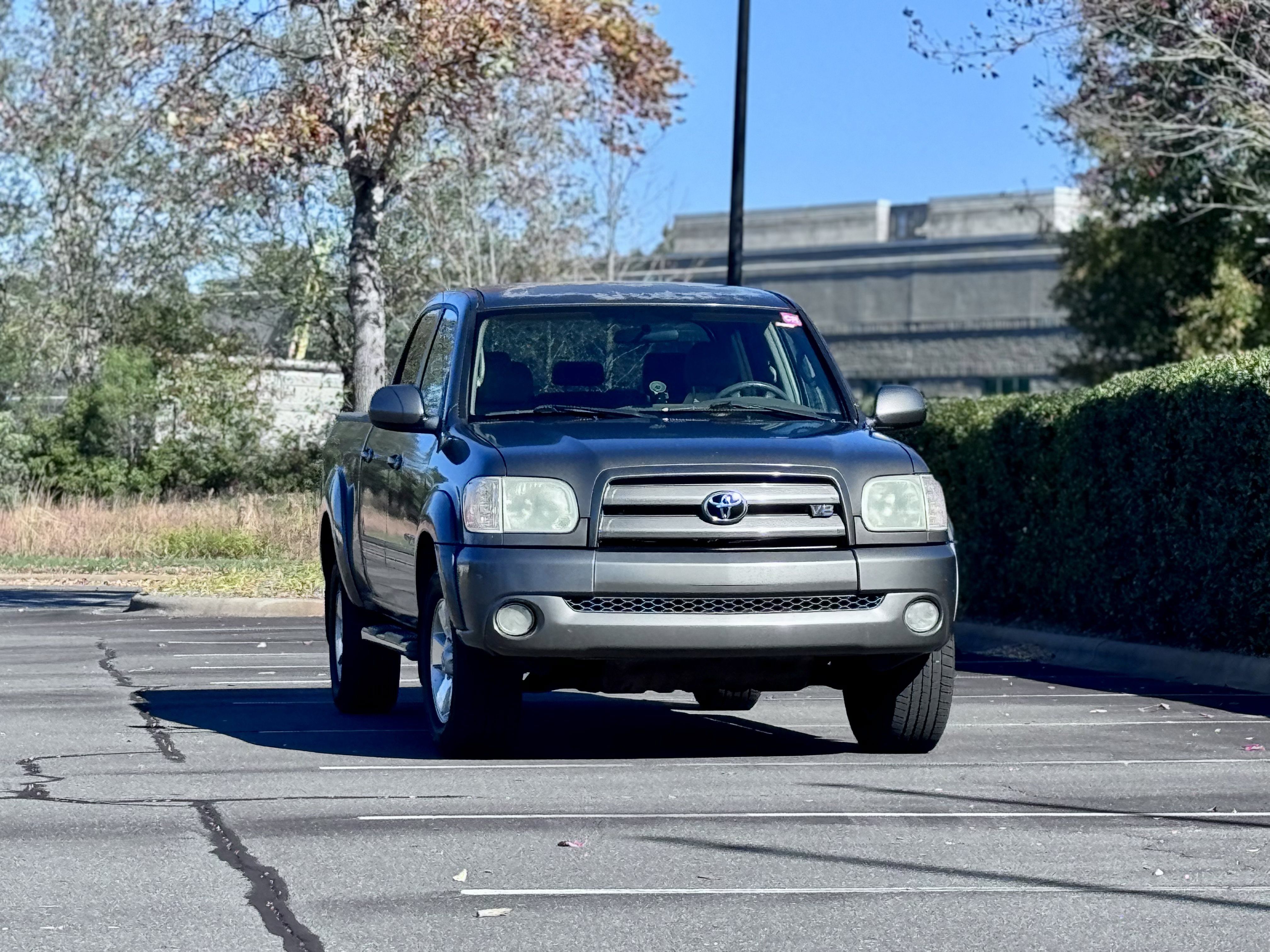 Used 2005 Toyota Tundra Limited w/ All Weather Guard Pkg RWD image 26