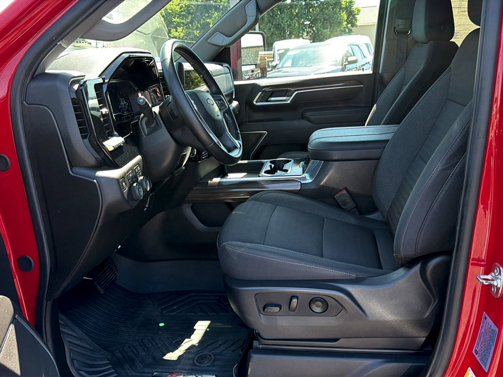 Used 2025 Chevrolet Silverado 2500 LT w/ All Star Edition AWD/4WD image 14