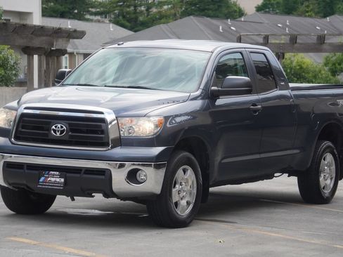 Used 2010 Toyota Tundra 4x4 Double Cab image 22