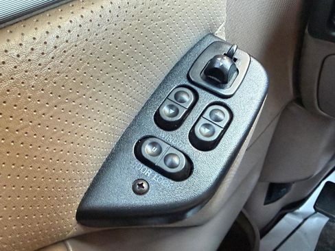 Used 1995 Ford Bronco Eddie Bauer image 23