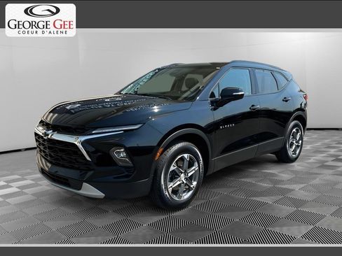 Used 2024 Chevrolet Blazer LT w/ Sound & Technology Package AWD/4WD image 1
