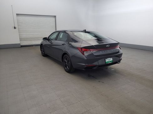 Used 2023 Hyundai Elantra SEL image 5