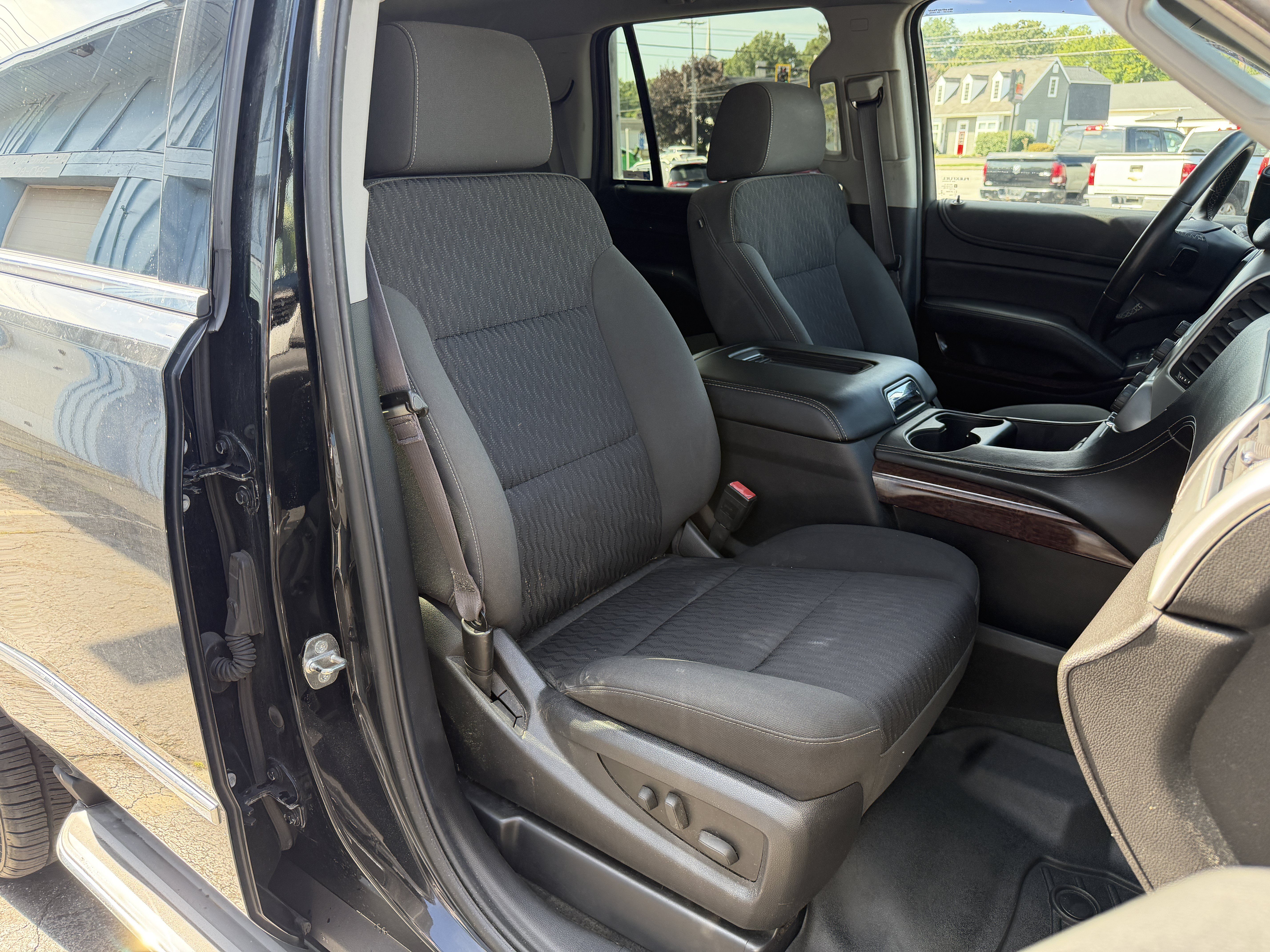 Used 2015 GMC Yukon SLE w/ Convenience Package AWD/4WD image 14