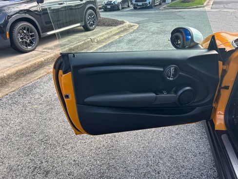 Used 2016 MINI Cooper 2-Door Hardtop FWD image 24
