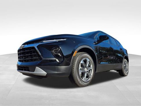 New 2025 Chevrolet Blazer LT w/ Driver Confidence Package image 8