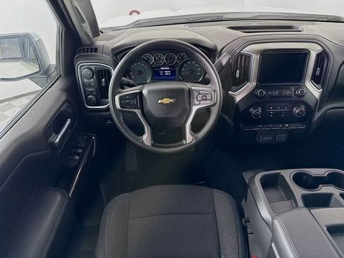 Used 2020 Chevrolet Silverado 1500 LT image 20