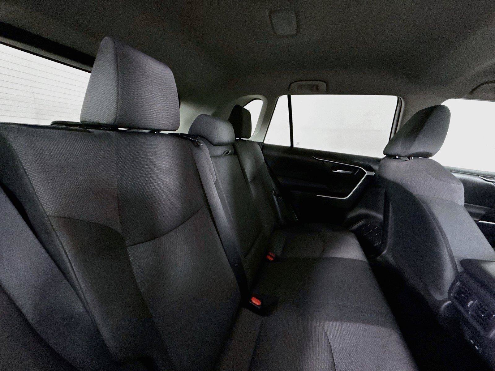 Certified 2025 Toyota RAV4 XLE FWD image 40
