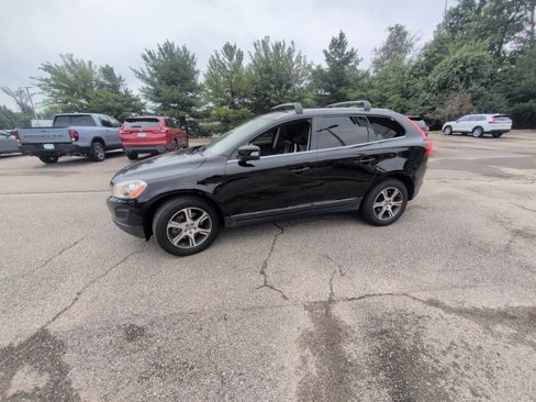 Used 2013 Volvo XC60 T6 AWD/4WD image 3