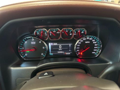 Used 2016 Chevrolet Silverado 1500 High Country AWD/4WD image 27