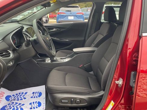 Used 2024 Chevrolet Malibu LT image 6