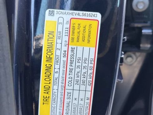 Used 2020 Chevrolet Equinox LS w/ LS Convenience Package FWD image 24