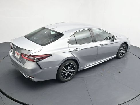 Used 2024 Toyota Camry SE FWD image 34