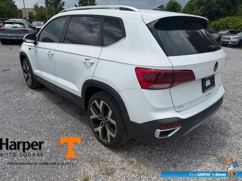 Used 2023 Volkswagen Taos SEL AWD/4WD image 3