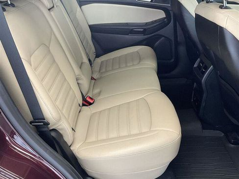 Used 2022 Ford Edge SEL w/ Convenience Package AWD/4WD image 13