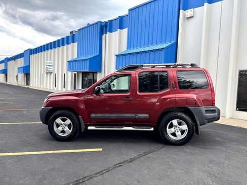 Used 2013 Nissan Xterra S w/ Value Package image 4