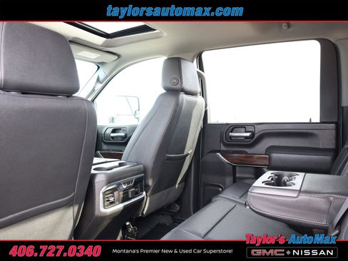 Used 2023 GMC Sierra 3500 SLT image 44