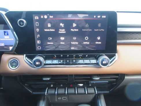 Used 2024 GMC Canyon AT4 w/ Technology Package image 34